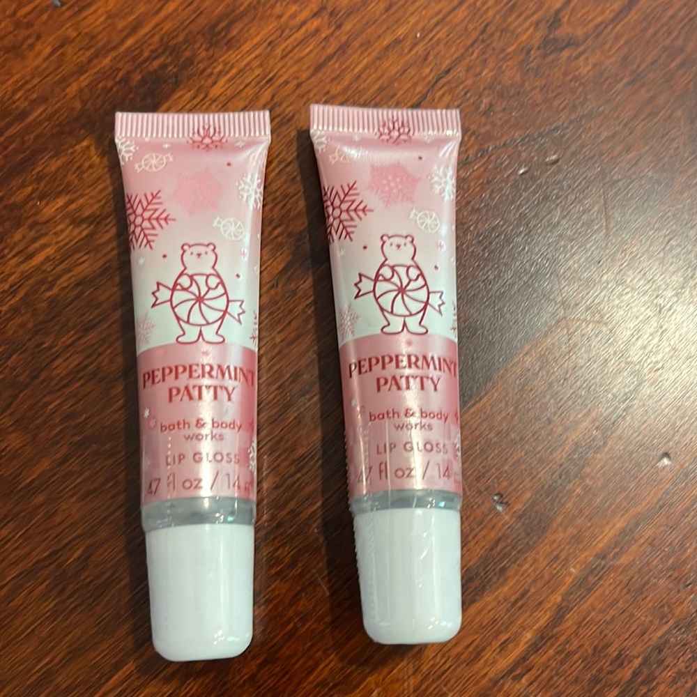 Bundle of 2 new Bath and Bodyworks, peppermint patty lipgloss
